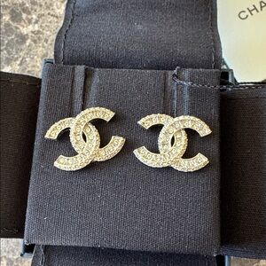 Chanel earrings cc logo golden crystal pierced REV